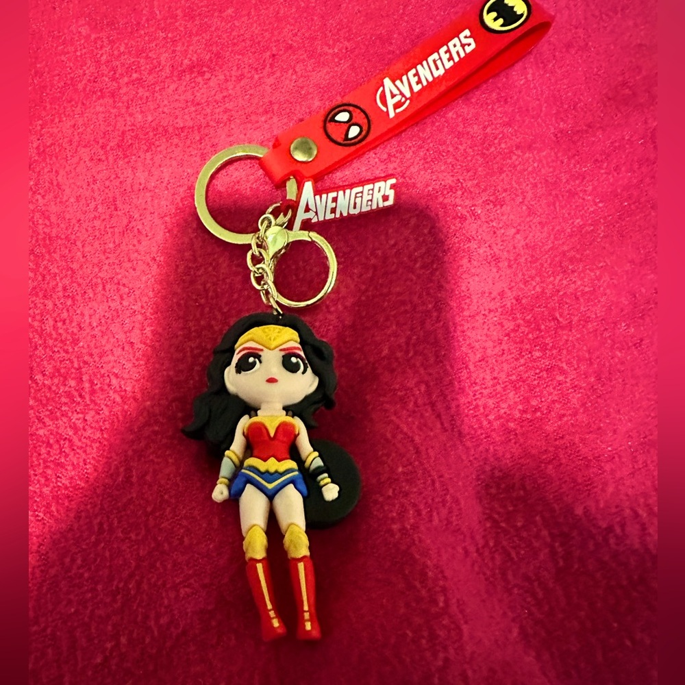 Wonder women Avengers Keychain